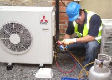 Aircon gas top-up Aircon gas top-up